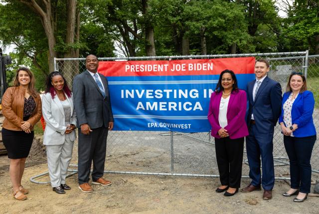(from left) Rep. Sara Innamorato, Congresswoman Summer Lee, Pittsburgh Mayor Ed Gainey, EPA Assistant Administrator for Water Radhika Fox, PWSA CEO Will Pickering, and Senator Lindsay Williams mark historic federal water infrastructure investment.